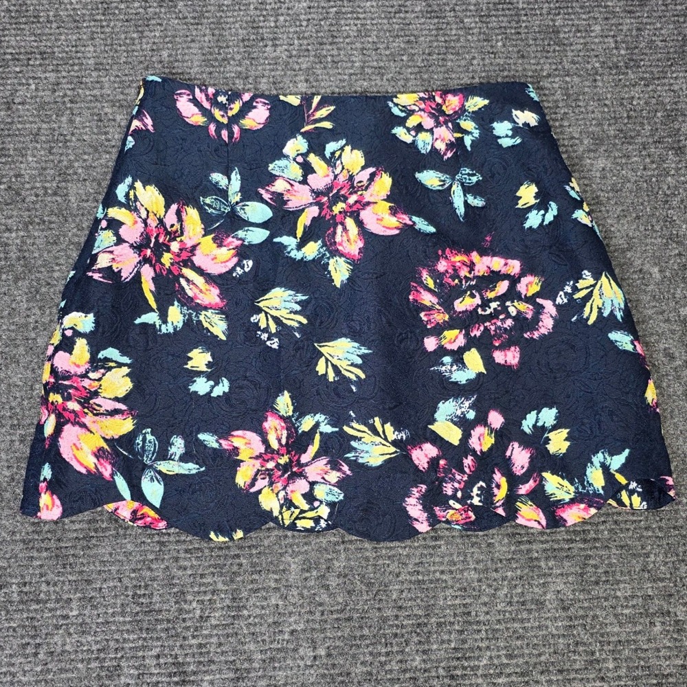 Lush Floral Jacquard Scalloped Mini Skirt Women's Size Large Navy‎ Pink Yellow - Picture 2 of 10
